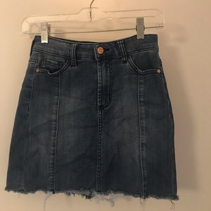celebrity ★ pink denim skirt